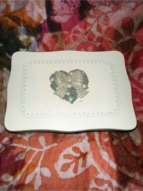 VINTAGE Wooden Jewelry Box